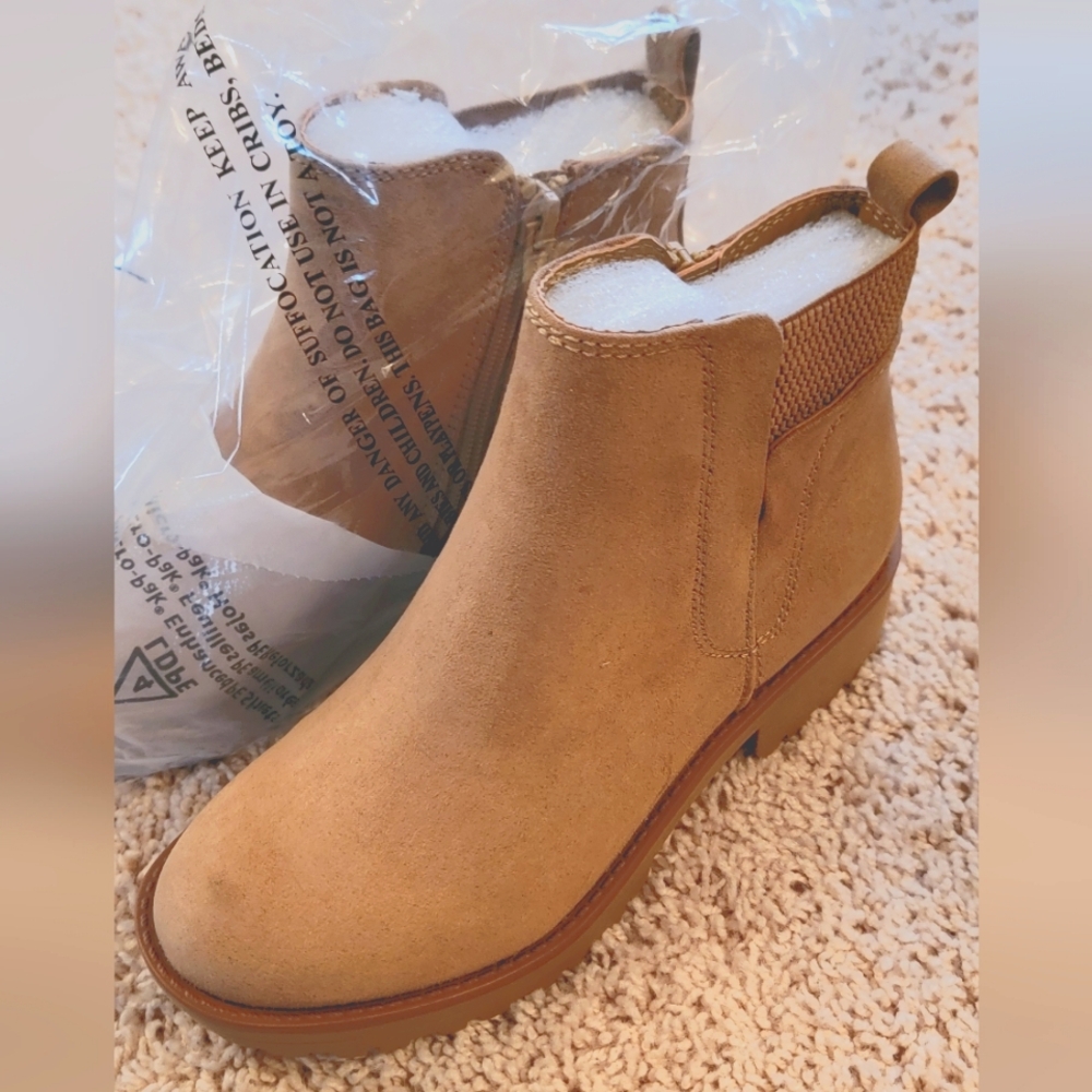 Sun + Stone Booties KANDY Desert Size 5.5